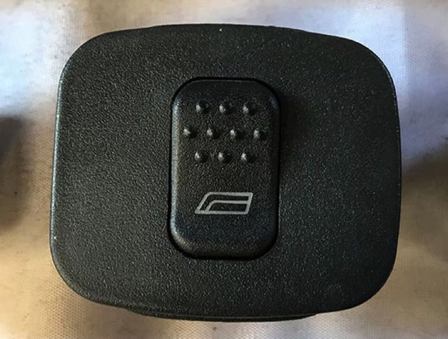 GTV & Spider Passenger Window Switch 